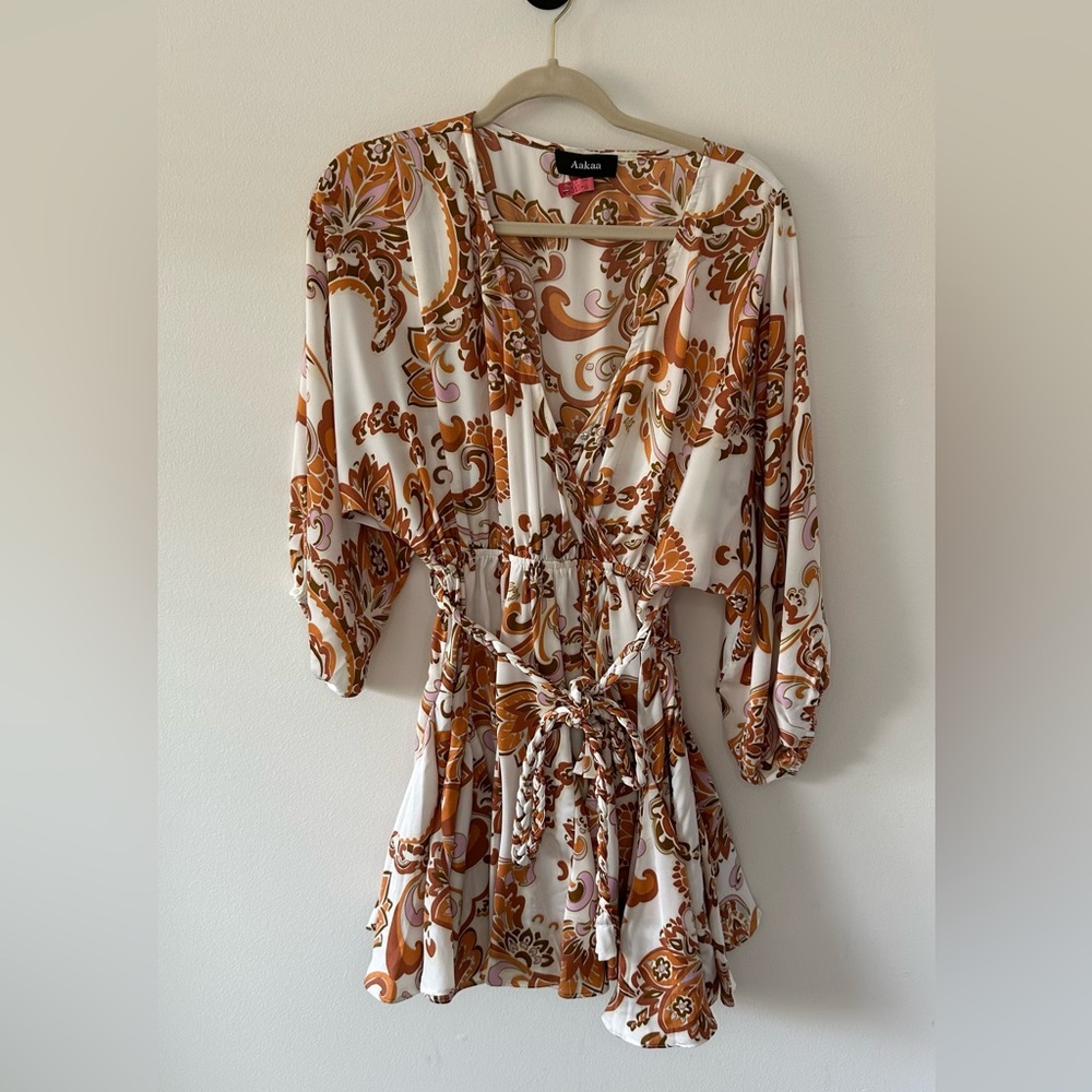 Bubble sleeve flowy mini dress